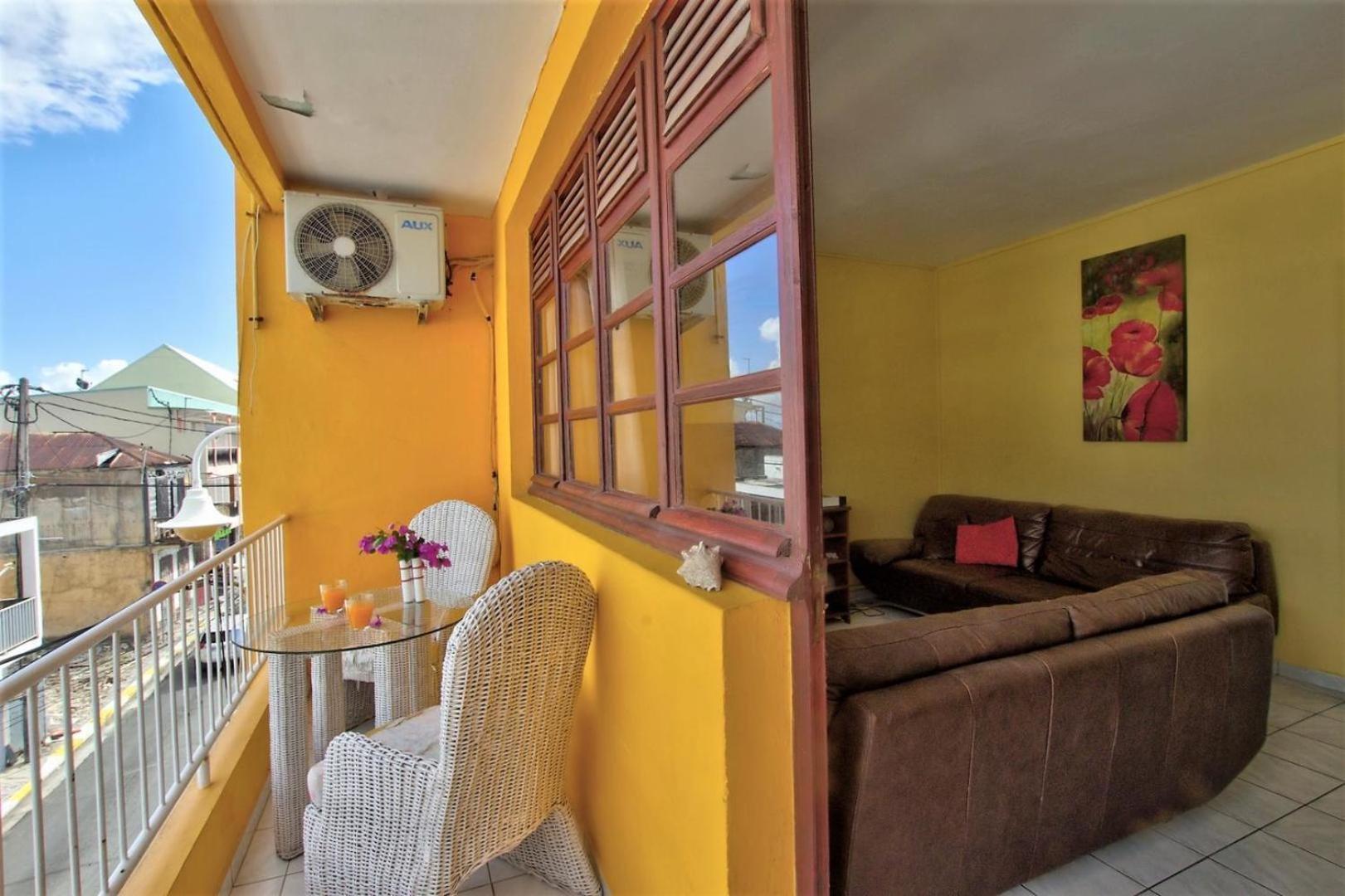 Appartement Tout Confort Sainte-Anne  Ruang foto